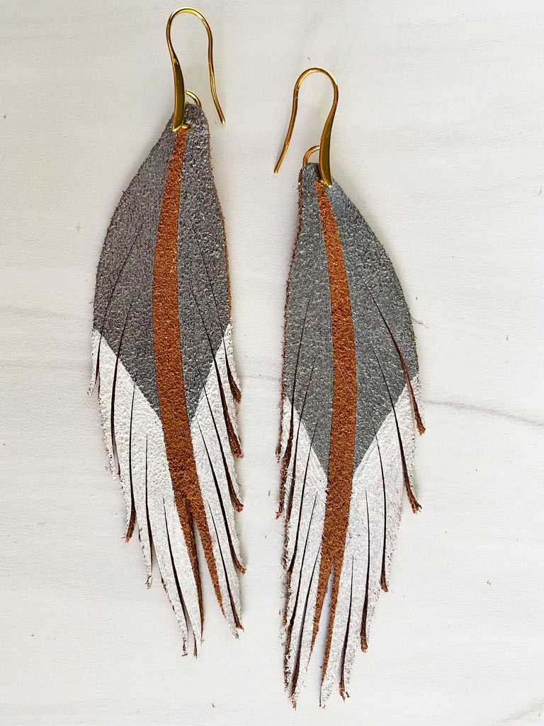 Toast Color Leather Earrings - Pewter White-Short Feather Leather Earrings-Wholesale-Boutique-Clothing-Accessories